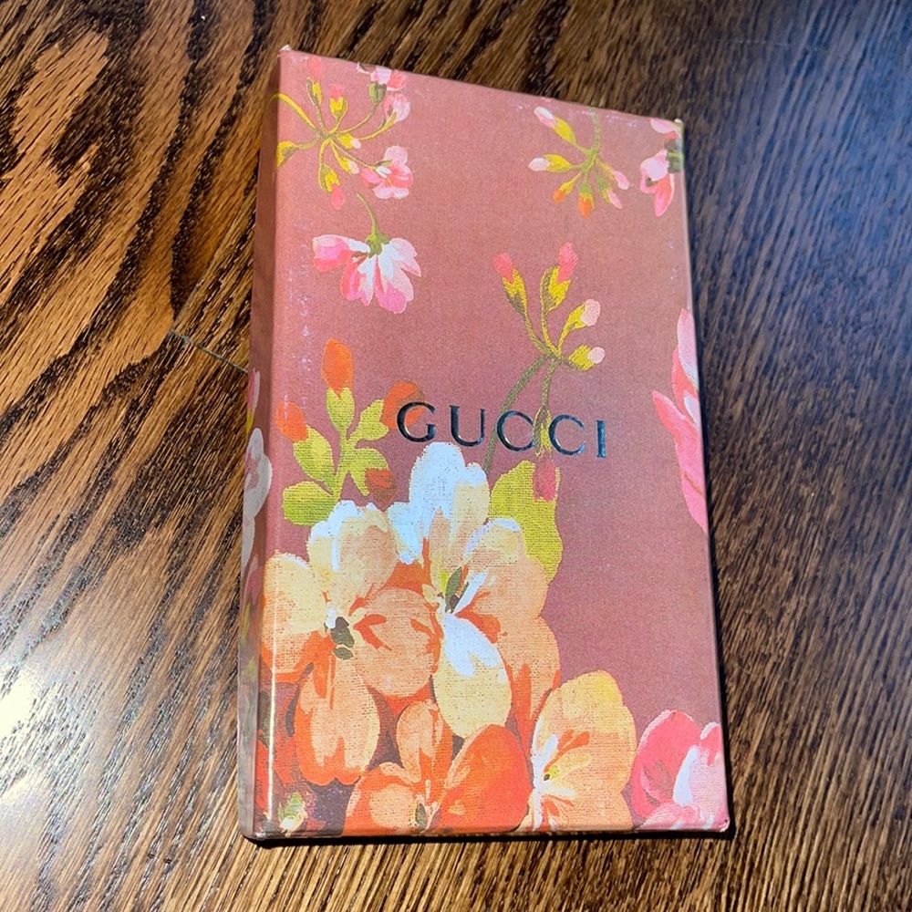 Small Gucci floral box